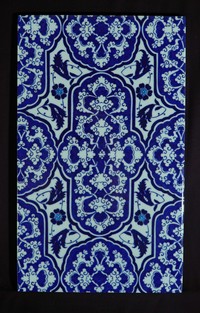 One-piece tile with floral pattern