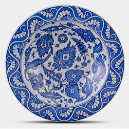 FLORAL Blue and white plate with floral pattern ;;36;;;
