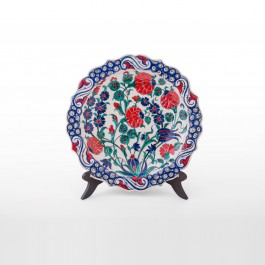 ARTIST Meliha Coşkun Plate with flower and foliate rim ;;27